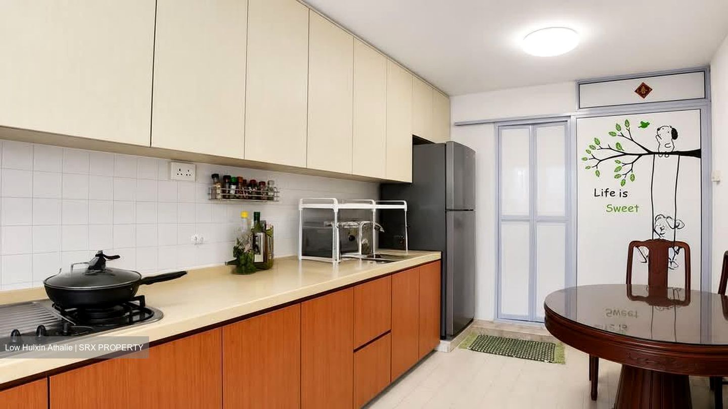 Blk 138 Bukit Batok West Avenue 6 (Bukit Batok), HDB 4 Rooms #581939421